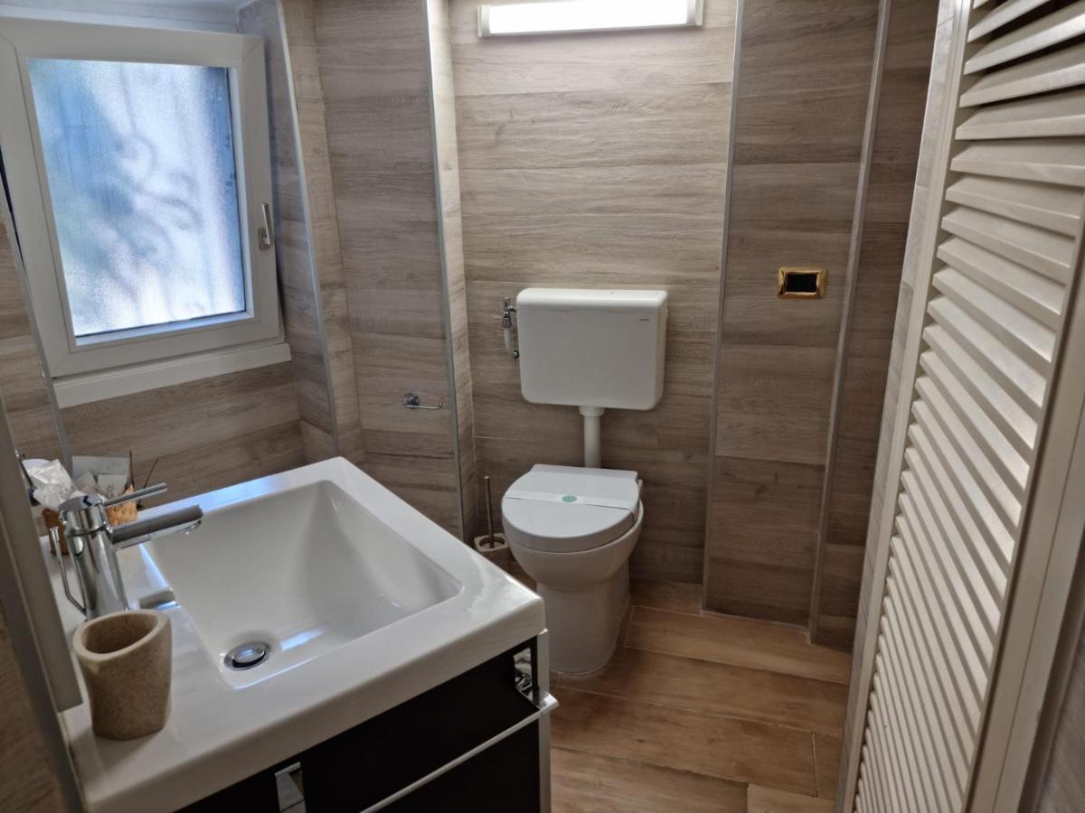 La Casa Sull' Acqua Apartment Naples Exterior photo